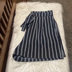 Pull on women’s shorts